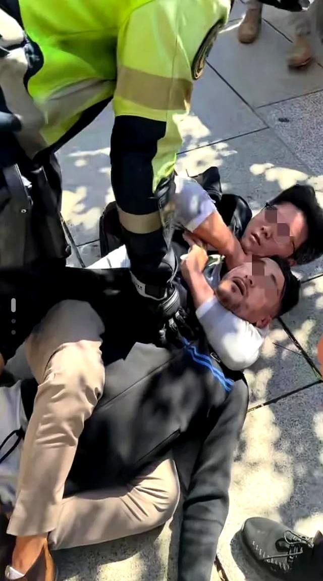 巴塞罗那街头抓贼的山东小伙火了 裸绞小偷成英雄